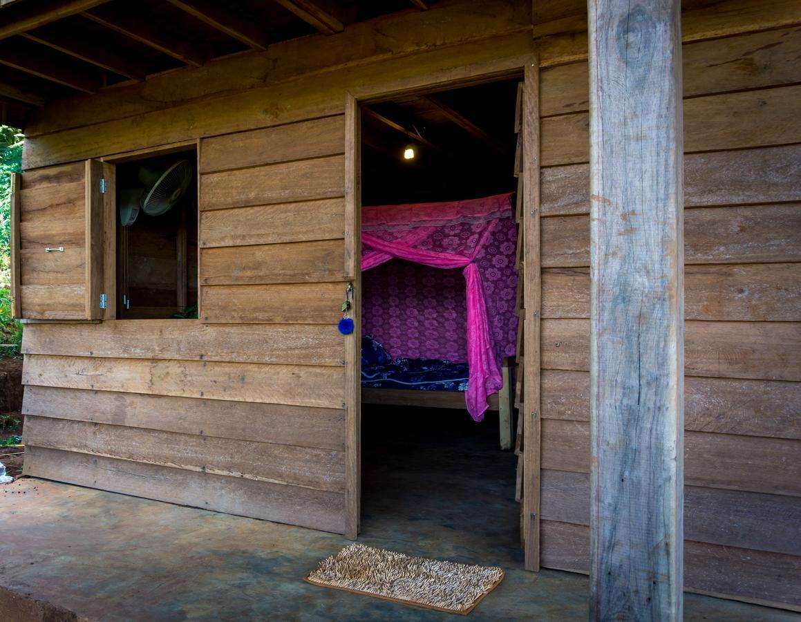 Mr Pov Home Stay Banlung エクステリア 写真